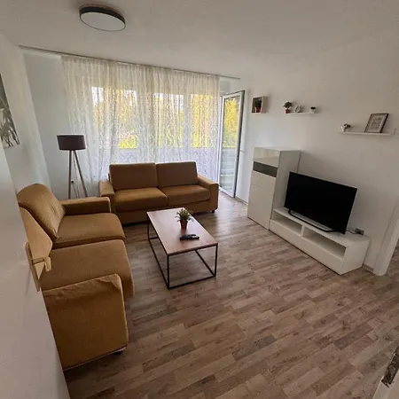 Auepark 2 Apartment